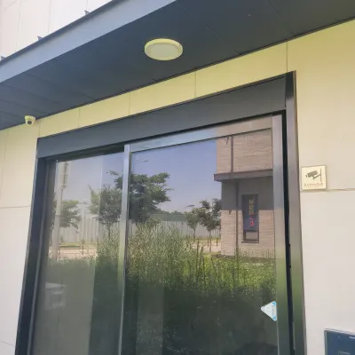 부천 슬라이딩문 글라스 도어 전체샷